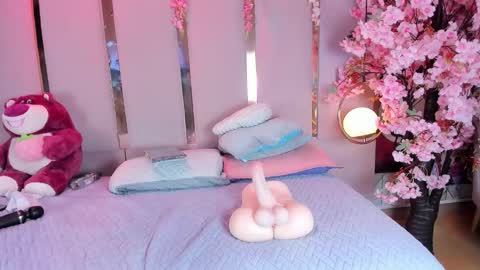 emmawilliams_2 online show from March 24, 8:53 am