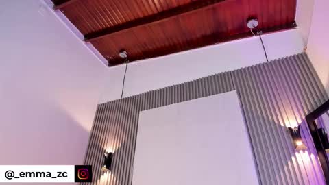 emmazc_ online show from February 27, 9:07 pm