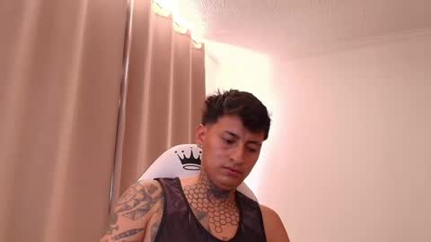 emmi_11 online show from April 21, 5:20 pm