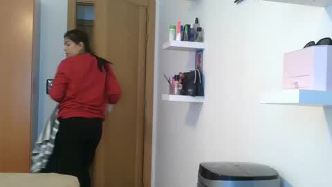 emmie online show from October 28, 8:48 am