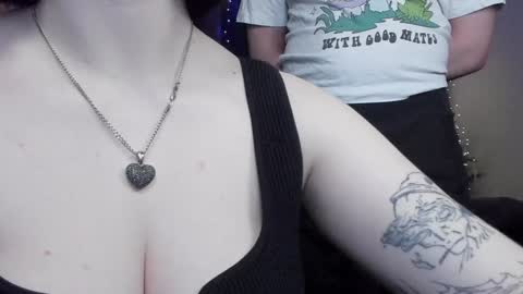 Emily Johny online show from December 19, 2:45 am