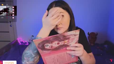 Emmy Bright     50  online show from November 5, 1:18 am