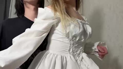 Snapshot of emo_couple666 chatting on December 8, 8:58 pm Gabriel  Elizabeth online show from December 8, 8:58 pm