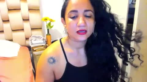 emperatriztapia online show from June 10, 1:27 am