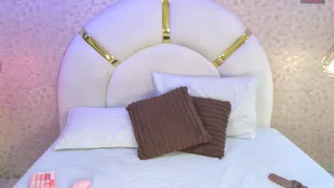 Emy  online show from November 6, 11:57 am