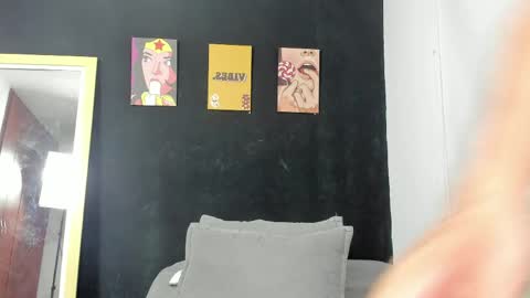 Gio online show from April 6, 2:20 am