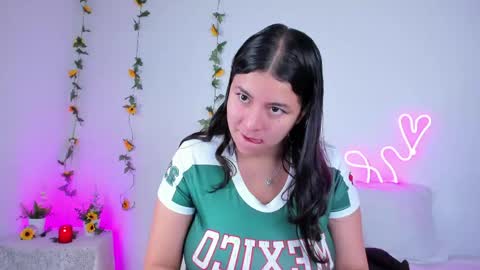   online show from June 7, 12:43 pm