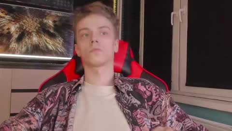 Enker online show from February 19, 6:40 pm