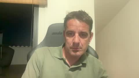 enricbcn online show from June 12, 8:19 pm