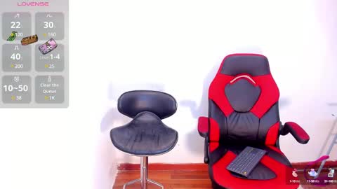Snapshot of enrique_villa23 chatting on February 9, 1:03 pm enrique online show from February 9, 1:03 pm