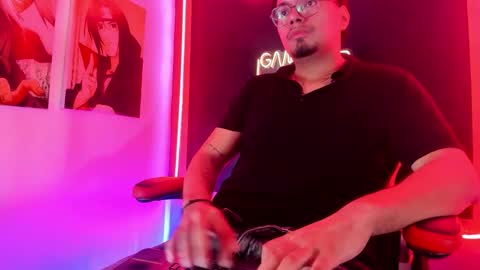 Snapshot of enrique_villa23 chatting on September 24, 12:12 pm enrique online show from September 24, 12:12 pm