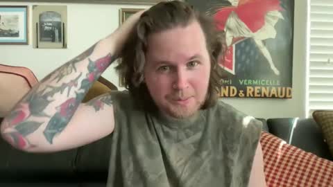 Snapshot of entreporneur chatting on September 12, 9:39 pm FOLLOW JOIN MY CULT online show from September 12, 9:39 pm