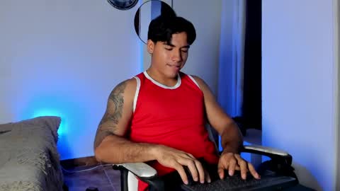 enzo_corleone online show from April 21, 4:52 am