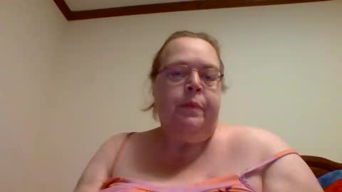 epic_ginger online show from March 29, 10:00 pm