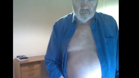 erasmus_d online show from February 17, 6:07 pm