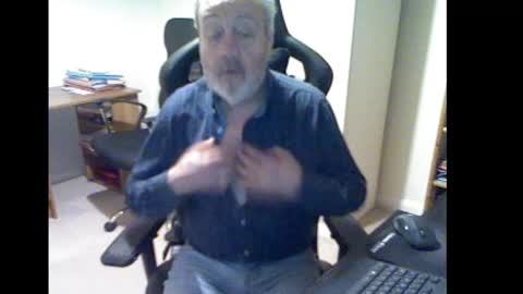 erasmus_d online show from March 2, 6:51 pm