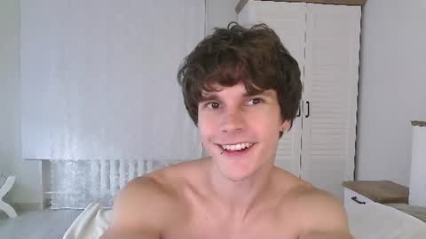 Eric Crush online show from June 23, 4:20 am