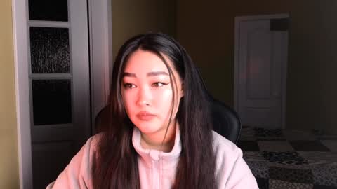 Snapshot of erica_wayne chatting on January 5, 6:24 am Erica Wayne online show from January 5, 6:24 am