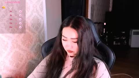 Erica Wayne online show from April 18, 5:59 pm