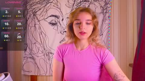 Erica Winterr online show from November 17, 4:37 am