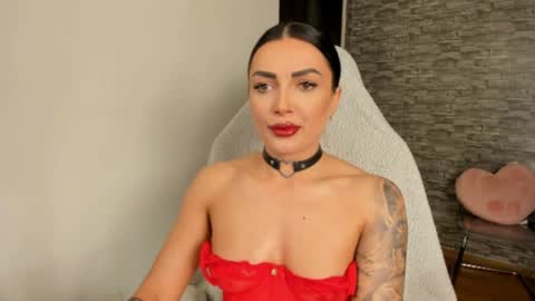 Riaaa online show from April 1, 4:37 pm