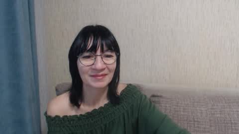 ericablack8 online show from October 6, 7:26 am