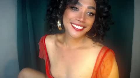 erika_madrigal online show from November 18, 2:03 am