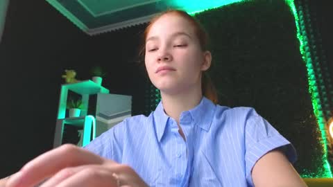 erikabrian online show from December 28, 1:39 am