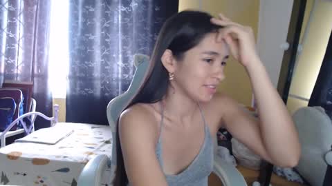 Snapshot of erina_1 chatting on September 14, 3:57 pm erina_1 online show from September 14, 3:57 pm