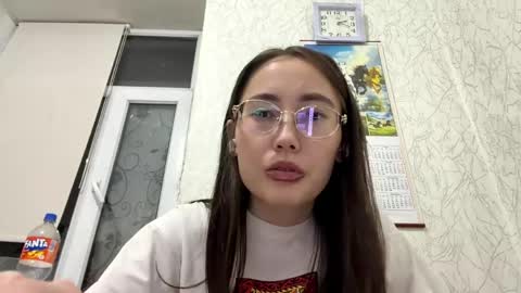 Luna online show from June 5, 9:20 pm