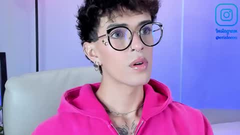   online show from November 23, 11:41 am