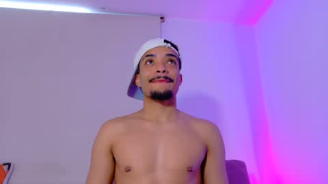 Eros online show from November 25, 7:12 pm