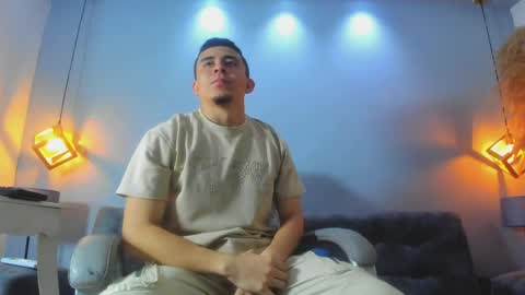 Eross online show from April 4, 3:19 pm