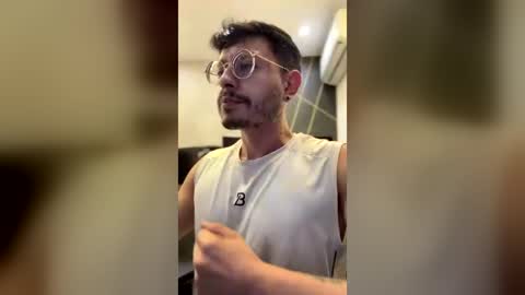 Andrew Lopez online show from July 12, 10:46 pm