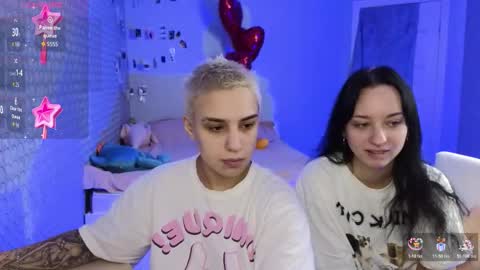 Amalia  Lexie online show from February 18, 4:12 am