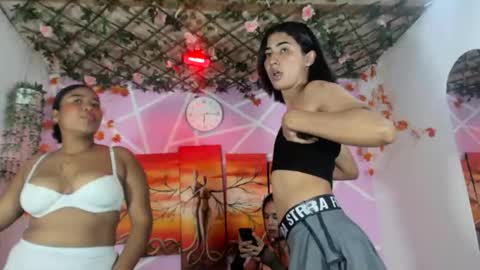 escarlet_hot06 online show from March 21, 11:52 pm