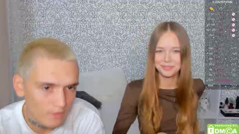 Snapshot of eshcka chatting on September 29, 1:54 pm Megan and Brad online show from September 29, 1:54 pm