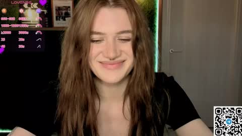 EshleGreen online show from April 14, 7:06 pm