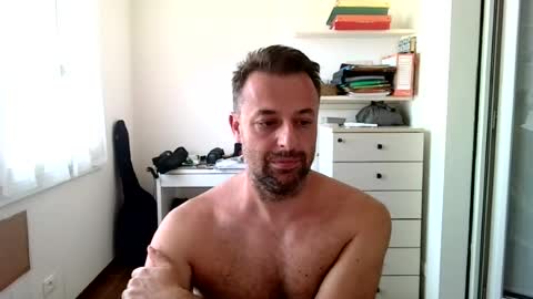 esibizionista 91 online show from July 30, 1:56 pm