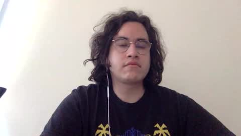 esiiis online show from January 31, 10:51 pm