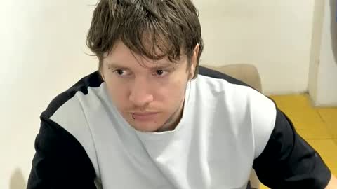 eskol212 online show from February 27, 4:16 am