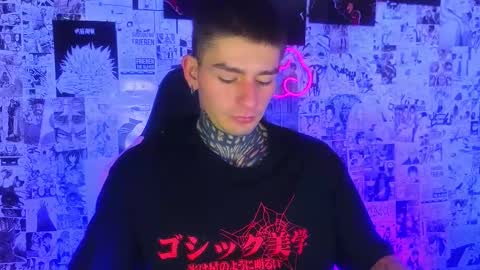 Esteban independent model online show from March 6, 5:34 pm