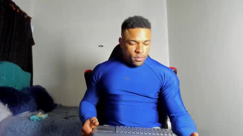 estebanlobo online show from November 19, 12:54 am