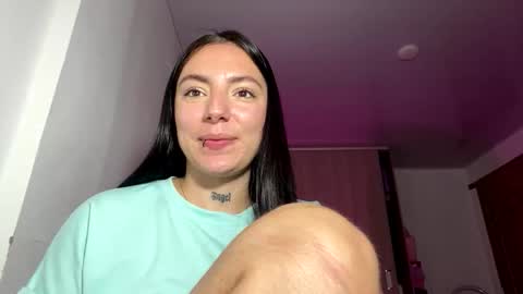 estefa1 online show from April 16, 6:13 am