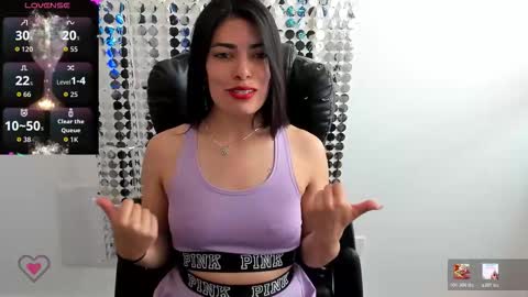 Estefanii R online show from March 3, 2:35 pm