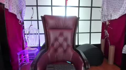estefanya online show from July 31, 3:29 am