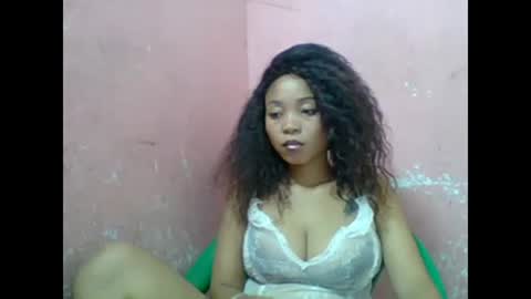 estelah20 online show from November 11, 11:56 am