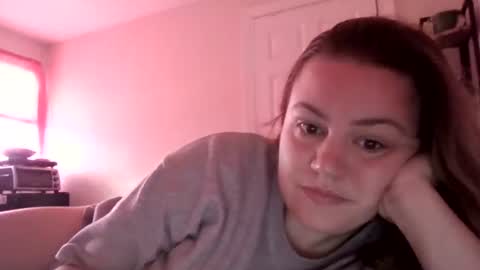 Esther online show from June 6, 12:44 pm