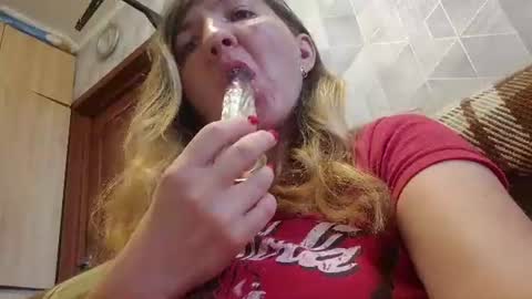 estrellawalters online show from June 11, 9:29 am