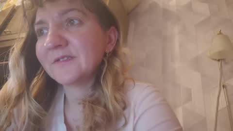 estrellawalters online show from April 28, 10:08 am